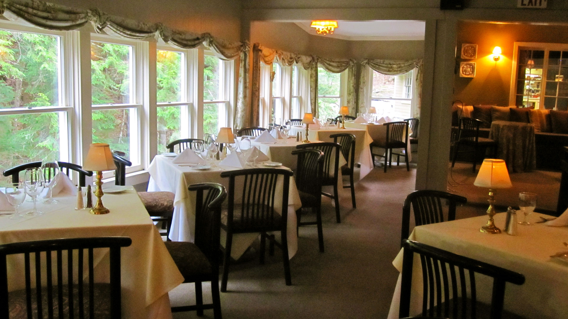 The dining room at Mistrals at Toll Gate